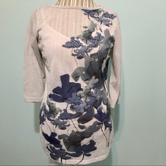 Beautiful Semi-Sheer Top Size MP - Picture 1 of 7